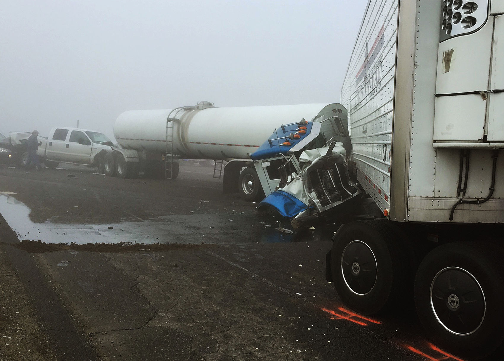 Accidents on Highway 198 in fog